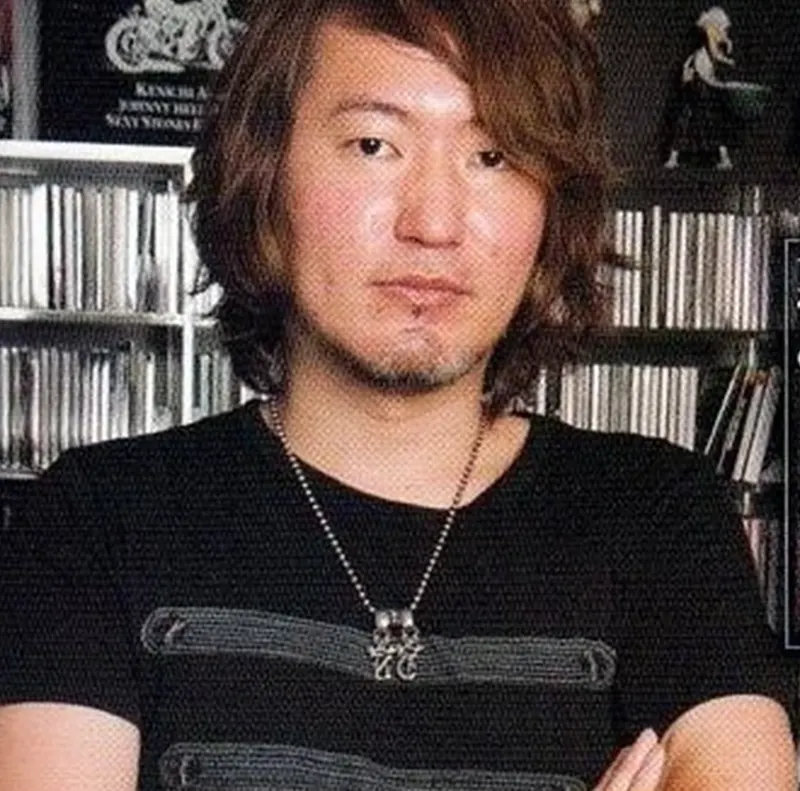Tite Kubo shikishi educational album cover — authentic vs counterfeit reference gallery (non-commercial study archive)